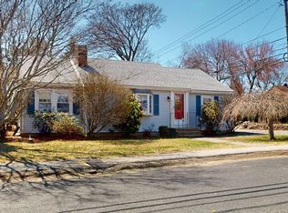 3 Alderwood Rd, Waltham, MA 02452