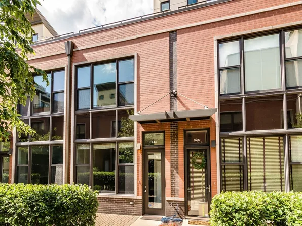 944 N Crosby St, Chicago, IL 60610
