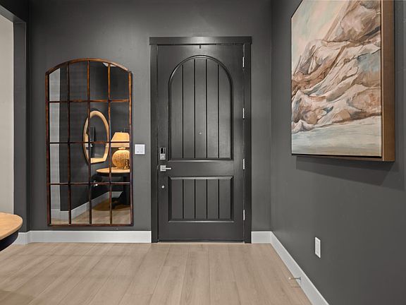 5th image of 4066 Emerald Glen Ln