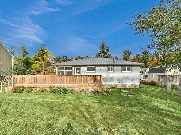 4th image of 256 Big Bay Point Rd