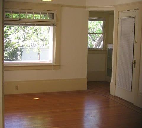 5th image of 1515 27th St APT D