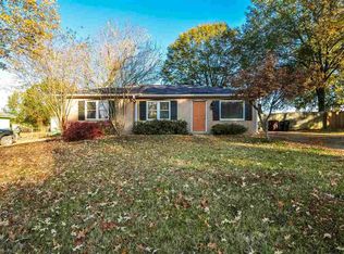 950 Greenview Rd, Collierville, TN 38017