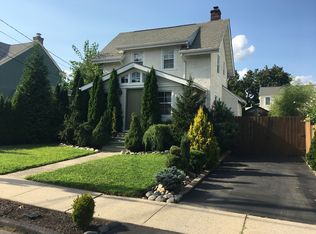 56 Holland St, Harrison, NY 10528