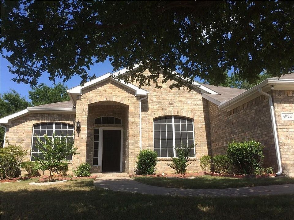 1st image of 4828 New Forest Dr