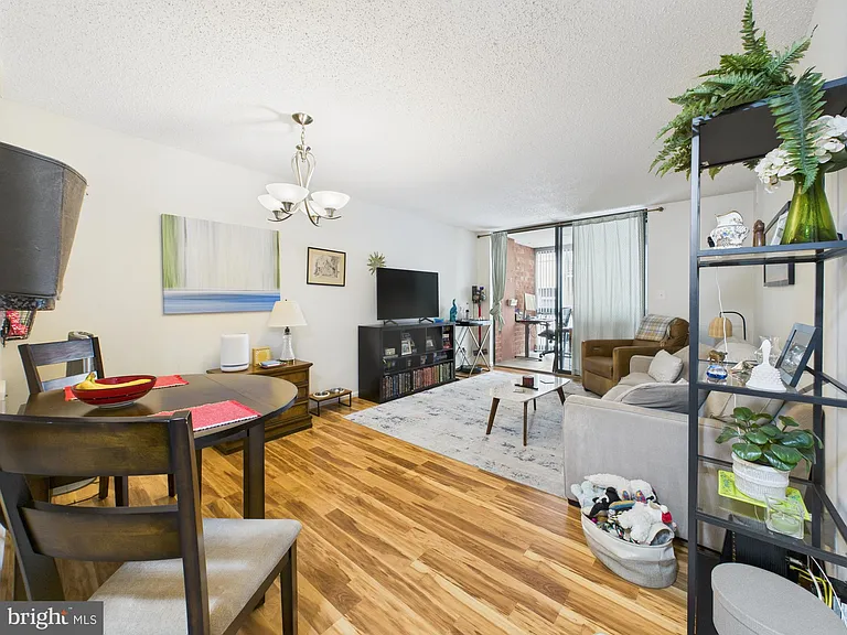 1024 N Utah St #422 — Photo 10