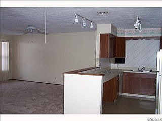 2nd image of 130 Center St Unit 4B
