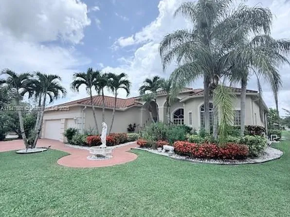 710 Grand Rapids Blvd, Naples, FL 34120