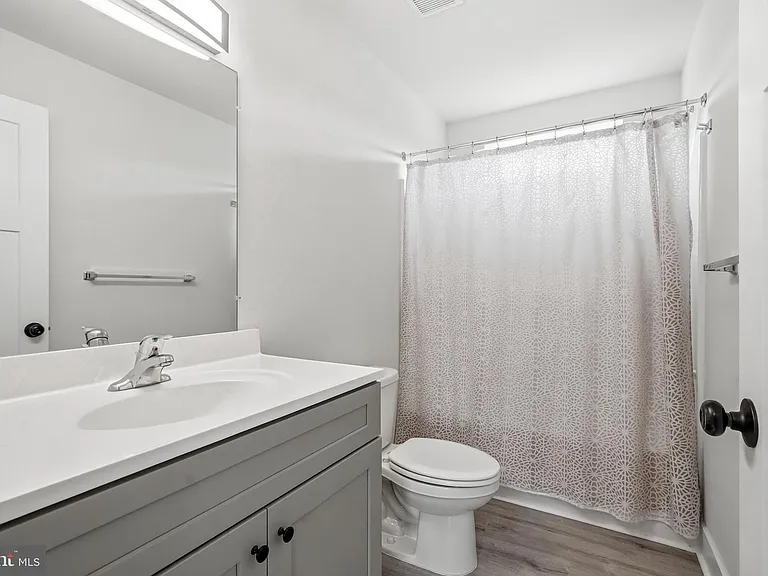 1306 Washington Ave — Photo 17