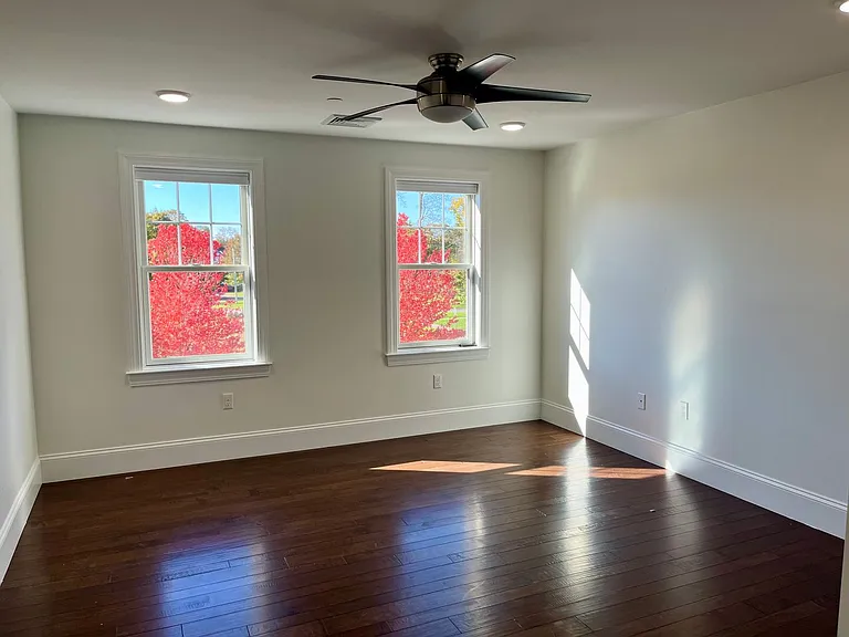 44 Dexter Rd — Photo 10