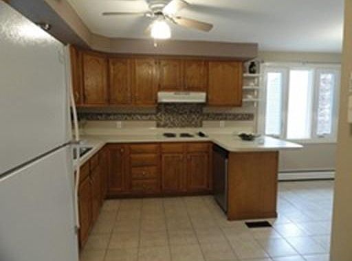 5th image of 268 Island St