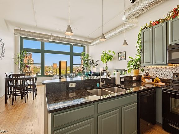 5th image of 1951 W 26th St APT 308