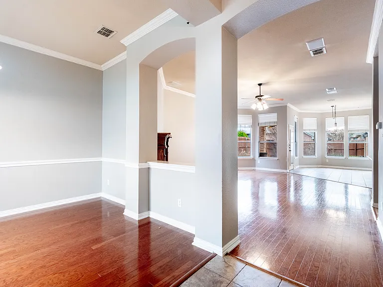 935 Panther Ln — Photo 21