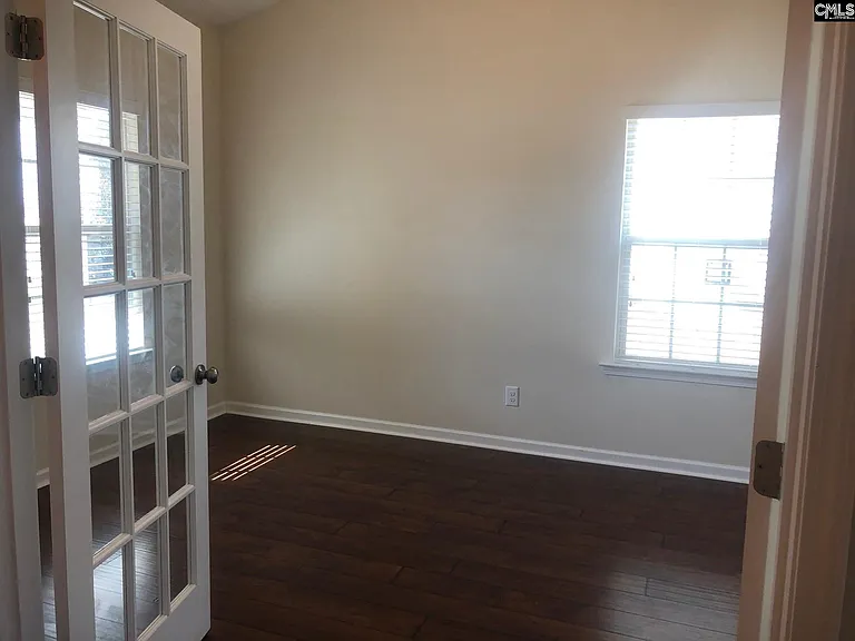 764 Ruskin Dr — Photo 3