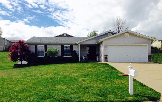 1st image of 2540 Oak Forest Dr