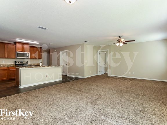 5th image of 3276 Canyon Falls Dr