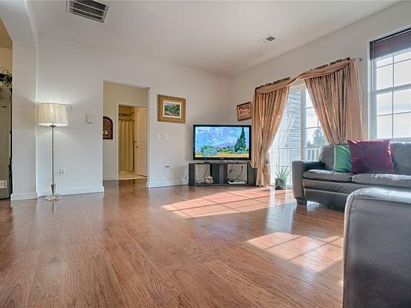 2nd image of 334 Pond Ln #3