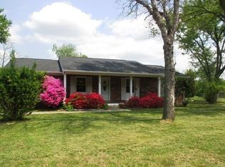 7050 Glen Albin Rd, La Plata, MD 20646