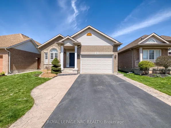 9 Summers Dr, Thorold, ON L2V 5C4