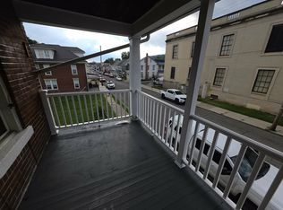 100 W 4th St APT 2, Lewistown, PA 17044