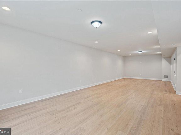 3rd image of 7016 Grace Landing Ct