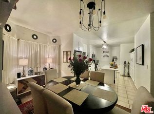 1732 Hauser Blvd, Los Angeles, CA 90019