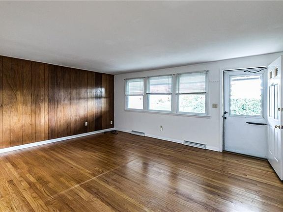 4th image of 114-116 Downer St