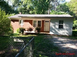 1013 Chinquapin Rd, Greenwood, SC 29646