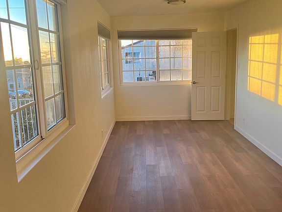 2nd image of 2101 Drescher St