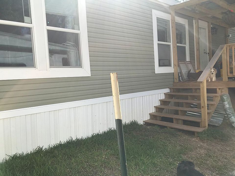 2nd image of 18118 Breezy Dr