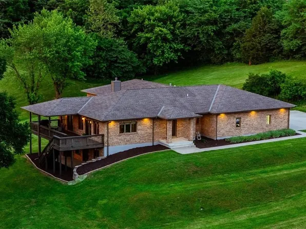 5350 NE 96th St, Kansas City, MO 64156