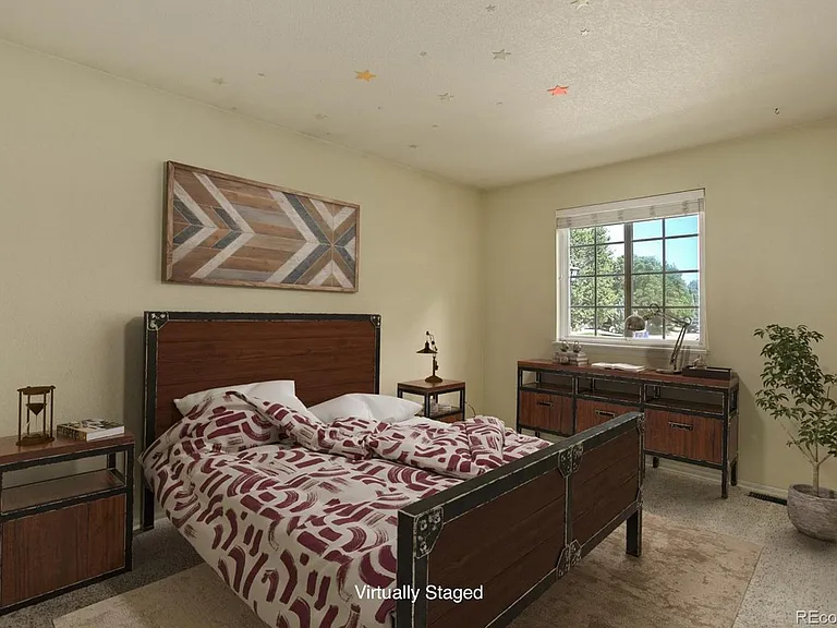 1328 Amherst St — Photo 26