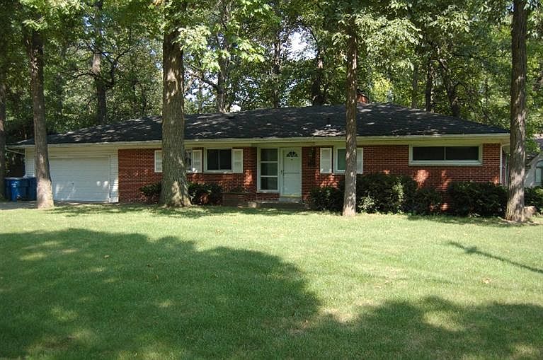1st image of 3367 Oak Dr
