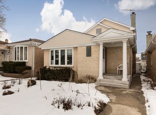 7417 N Oleander Ave, Chicago, IL