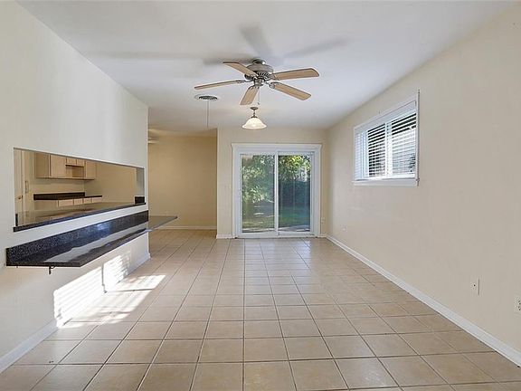 2nd image of 310 Cumberland Dr