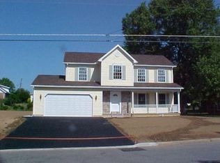 105 Oakdale Rd, Martinsburg, PA