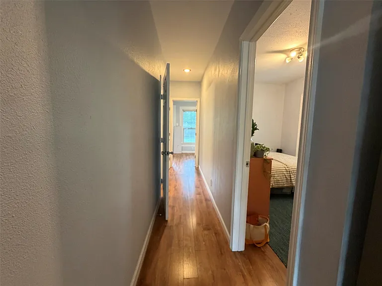 4402 Duval St #B — Photo 12