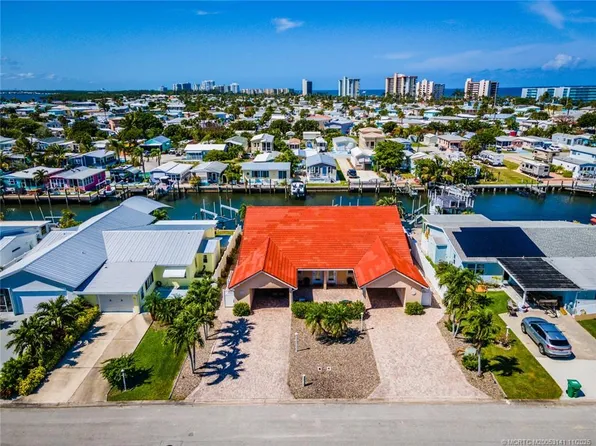 60 Aqua Ra Dr, Jensen Beach, FL 34957