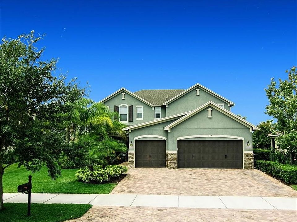 1st image of 553 SW Sun Cir