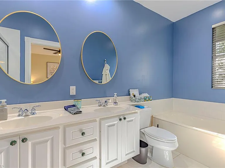 28572 Alessandria Cir SW — Photo 15