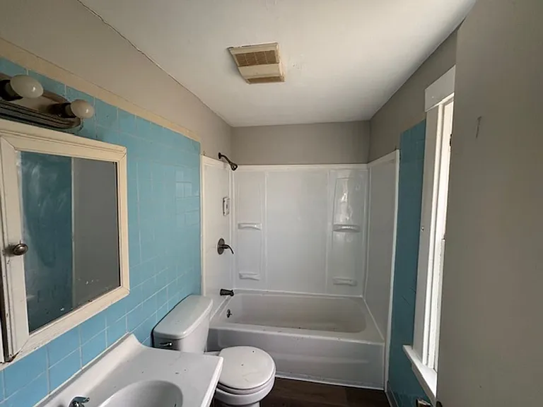 618 Farnsworth Ave — Photo 6