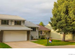 7415 W Maple Dr, Lakewood, CO 80226