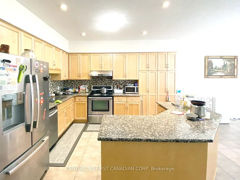 377 Blackacres Blvd — Photo 4