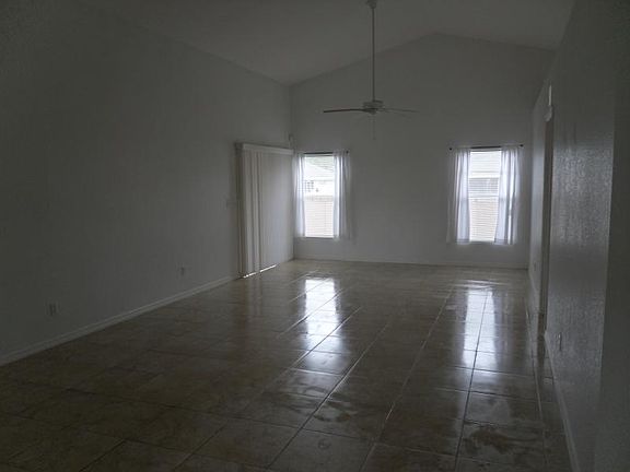 3rd image of 2908 47th St W