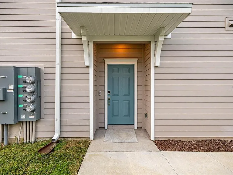 3644 SE 37th Ct — Photo 4