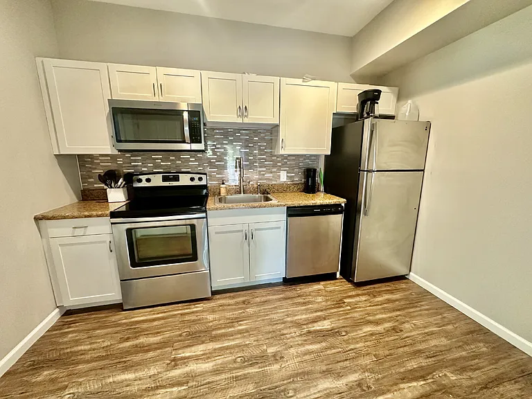 36 Promenade St #201 — Photo 4