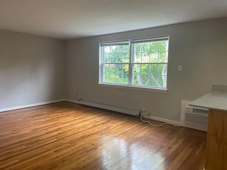 The Metropolitan Wynnewood — Photo 24