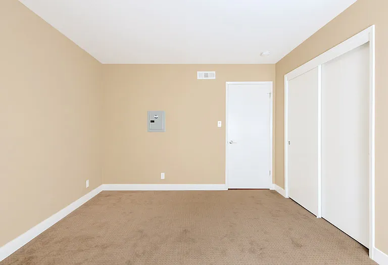 1410 Millbrae Ave — Photo 7