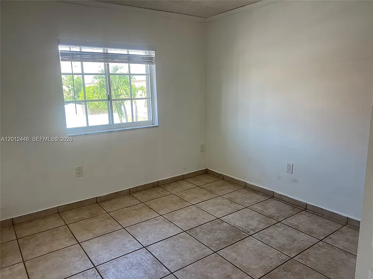 2425 W 76th St #207 — Photo 15