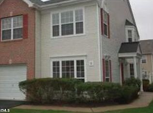 8 Waterville Rd, Manalapan, NJ 07726