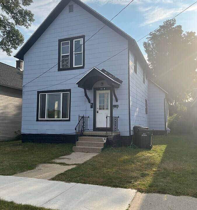 1st image of 1320 Sanford St APT 1